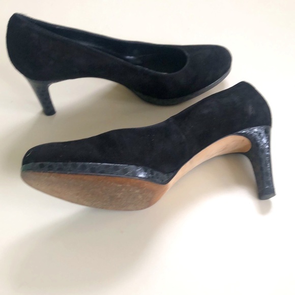 Vaneli Shoes - Picture 2 of 9